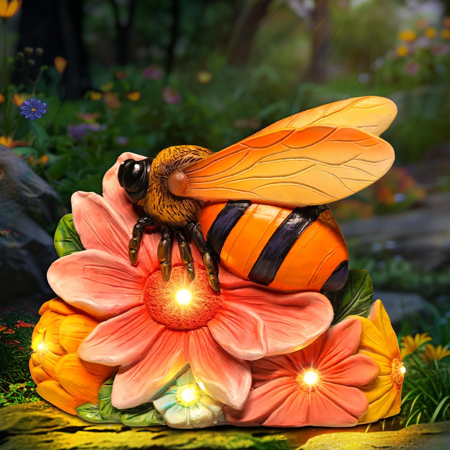 Linkax Birthday Easter Gifts for Adults Women Mom Grandma, Solar Bee Lights Outdoor Garden Decor for Outside Patio Yard Porch Home, Honey Figurine Gardening Housewarming Gifts New Home