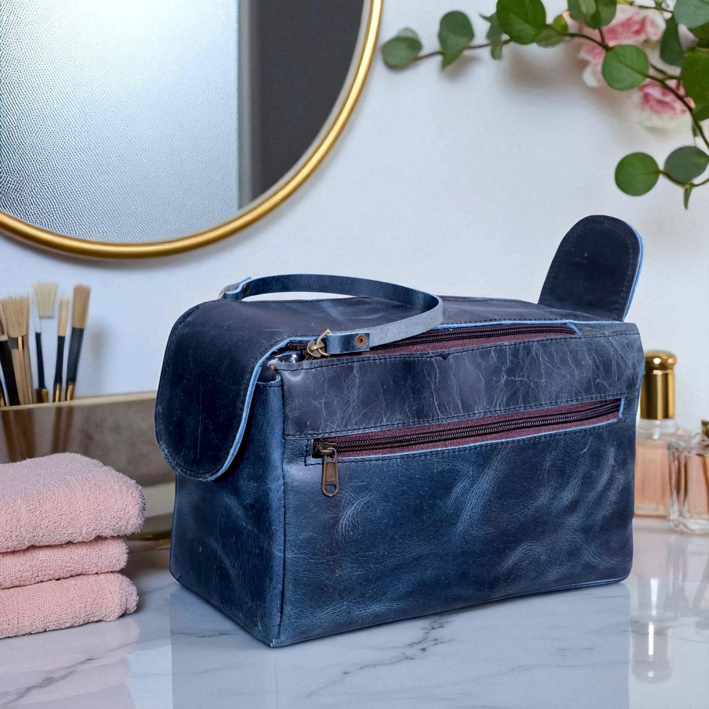 PRASTARA Leather Toiletry Bag for Men, Travel Essentials Shaving Dopp Kit Bathroom Shower Toiletries Organizer, Cosmetic Make up Bag for Women (Navy Blue)
