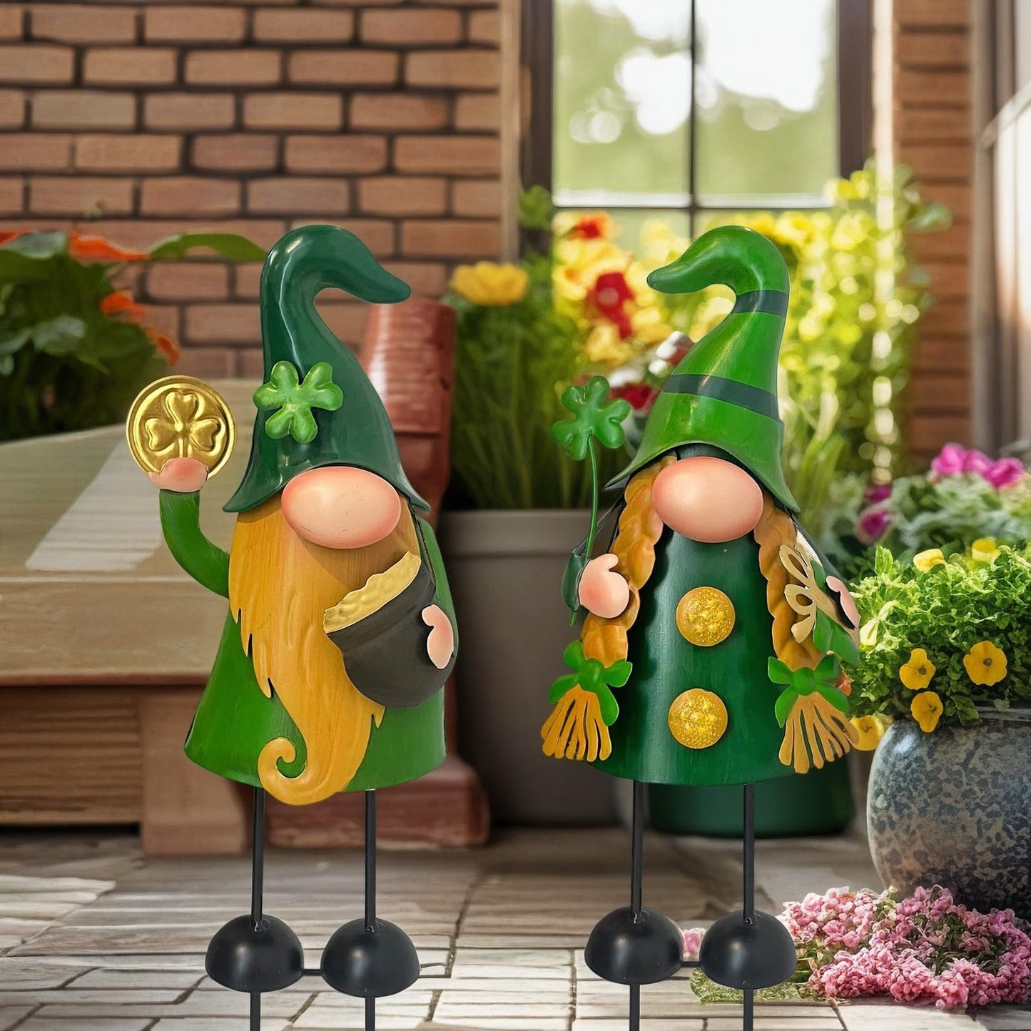 HONGLAND 18 Inch Spring Gnomes Outdoor Decor, 2Pcs Metal Gnomes Garden Stakes, Gnome Gifts for Women Outside Decorations for Yard Home Garden Lawn Patio