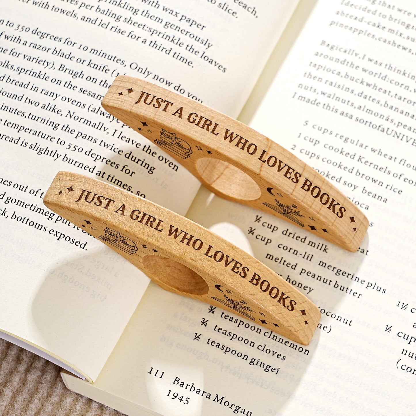 JUST A Girl WHO Loves Books-Personalized Book Page Holder,Christmas Birthday Graduation Gift for Girls Daughter Friend Book Lovers