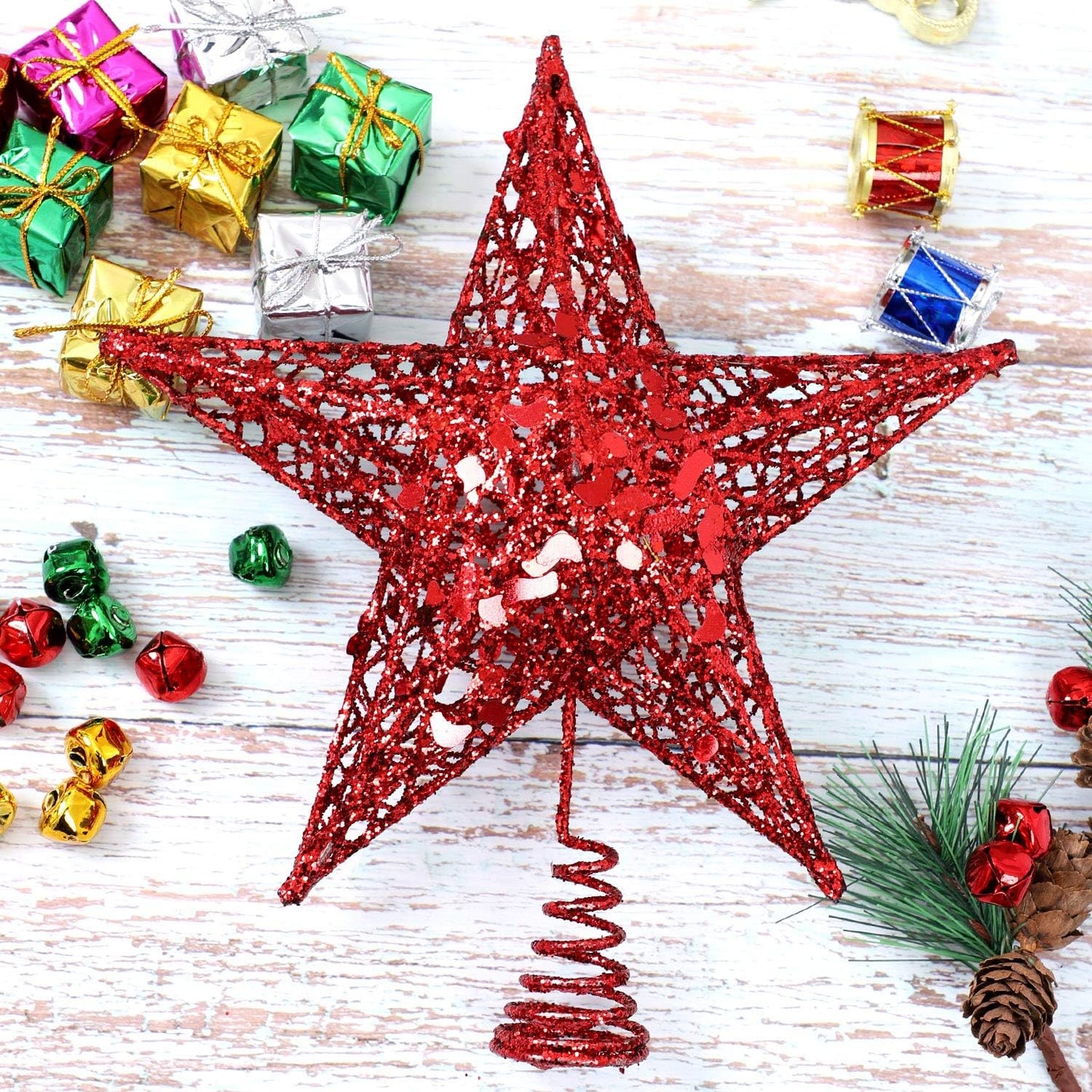 URATOT Glittered Christmas Tree Topper Metal Christmas Treetop Hallow Wire Star Topper for Christmas Home Decoration (8 inches, Red)