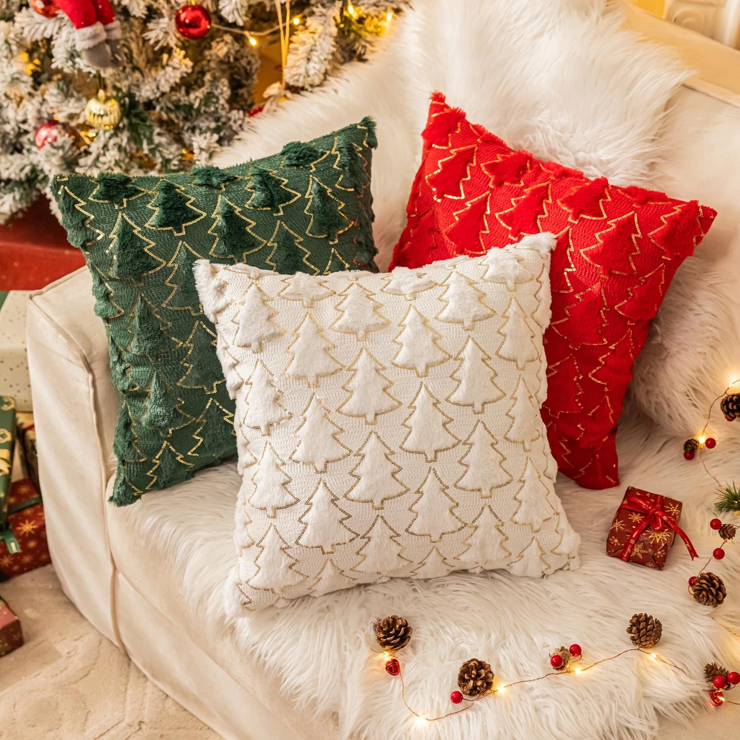 AQOTHES Christmas Tree Green Red Throw Pillow Covers 18x18, Soft Faux Fur Sequins Throw Pillows for Couch Sofa Bed Room Cushion Covers Holiday Decorations