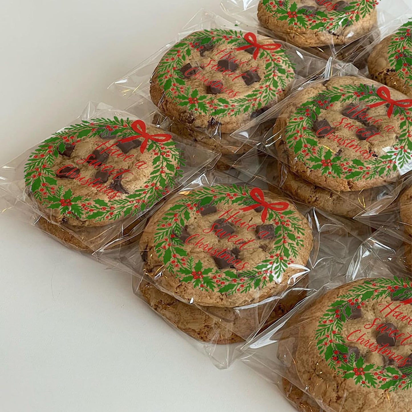 EKAPACKAGING 200 Pcs 5x7 Inches Self Sealing Cellophane Bags, Christmas Print Cookie Bags with Seal, Resealable Treat Bags for Party Favors, Bake Sale Packaging, Individual Packaging