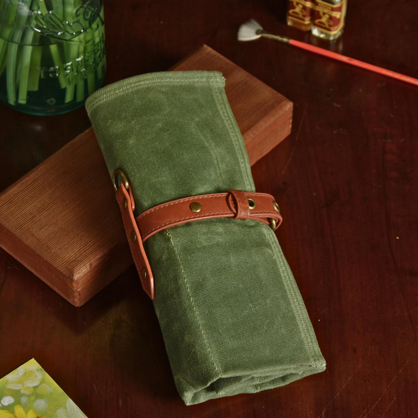 Earth & Fiber Co. Compact Waxed Canvas Paint Brush Holder - Portable Art Bag for Painting & Drawing - Art Supplies Organizer - Storage Roll Bag for Artists