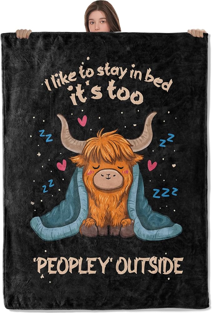 Cute Highland Cow Lightweight Throw Blanket, Cartoon Sleep Animal with Heart and Star, Warm Soft Cozy Flannel Blankets, Couch Dorm Home Decor All Season Use, 60x50in, Gifts for Girls Women