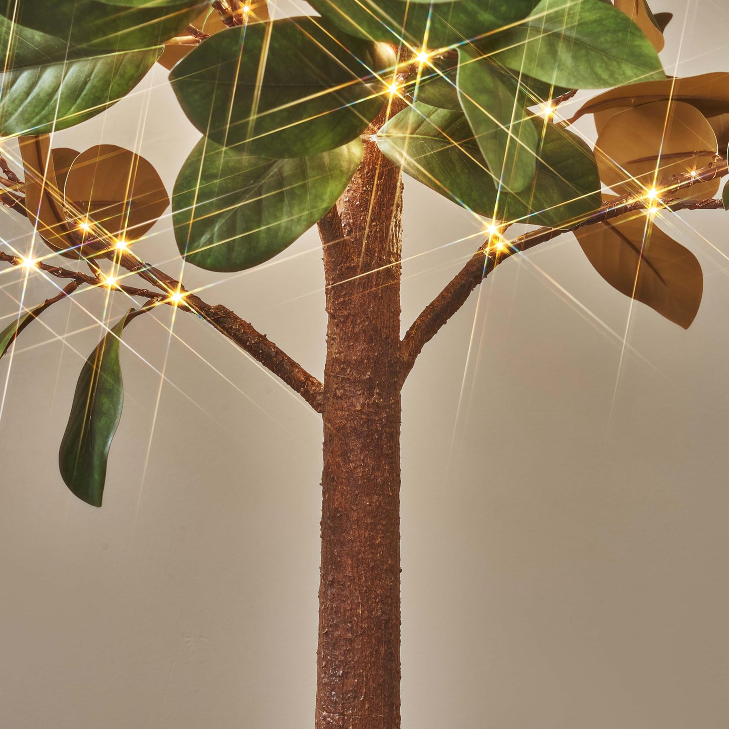 Hairui Lighted Magnolia Tree 4FT 165 LED Fairy Lights, Faux Plant Tree with Lights for Home Holiday Spring Decoration