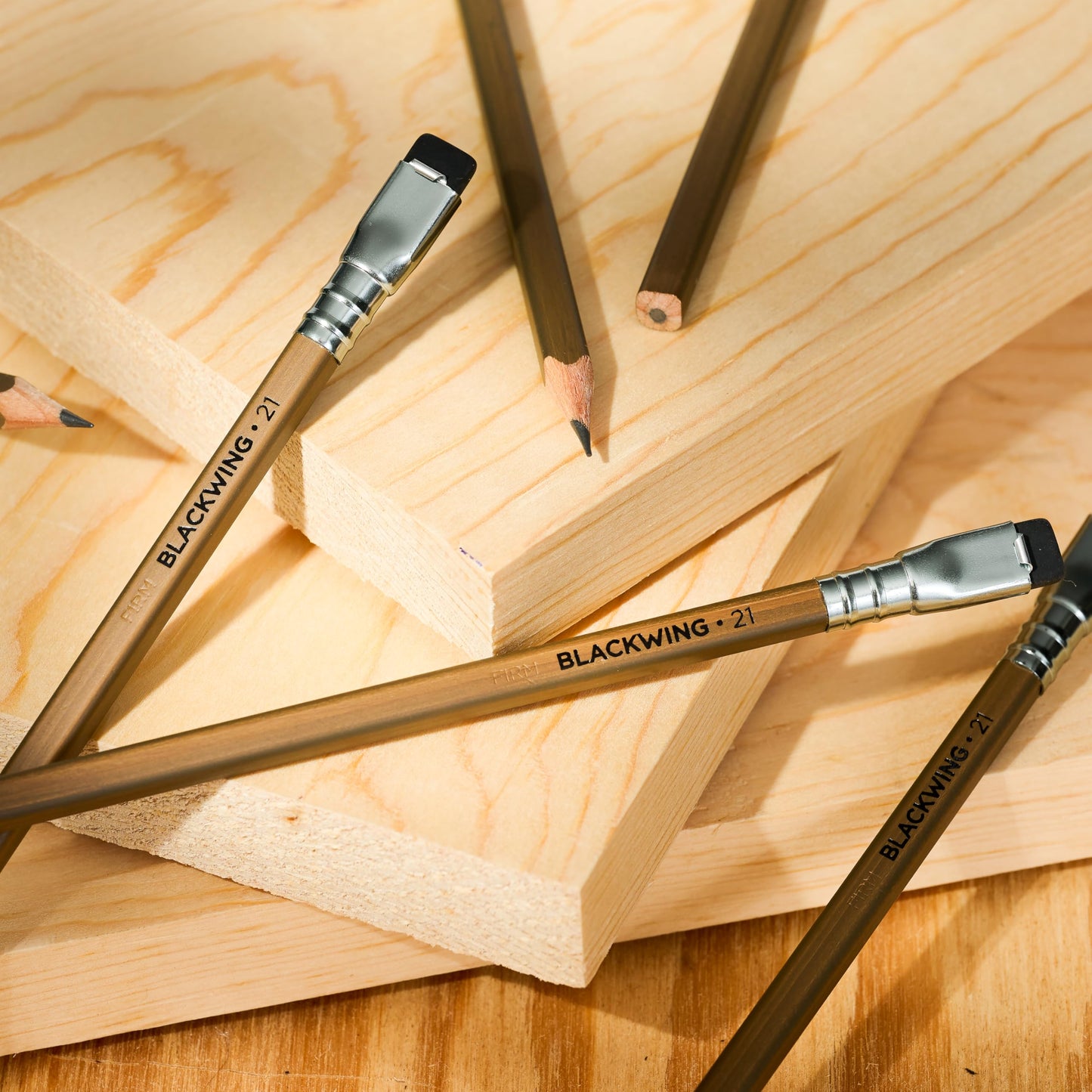 Blackwing Volume 21 - Set of 12 Pencils, Limited Edition, Woodworking Inspired, Square Barrel