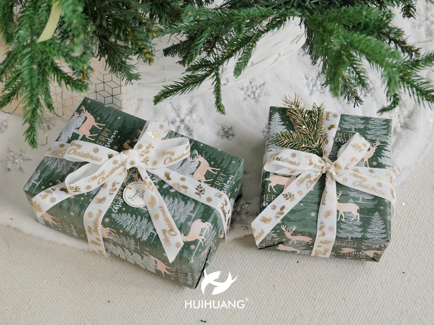 HUIHUANG 1 inch Christmas Velvet Ribbon White Velvet with Gold Printed Merry Christmas Ribbon for Gift Wrapping, Tree Ornaments, Wreaths, Garlands, DIY Crafts, Home Decor- Continuous 10 Yards