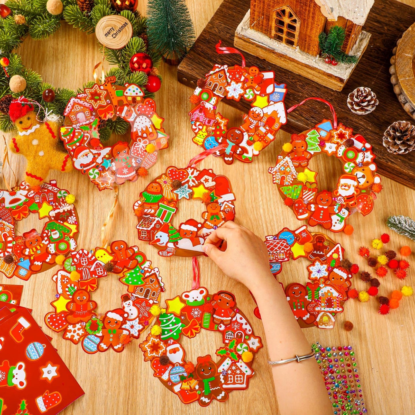 Hollowfly 48 Sets Christmas Wreath Craft Kits DIY Gingerbread Man Wreath Hanging Ornaments with Stickers for Christmas Xmas Party Supplies Favors Home Activities