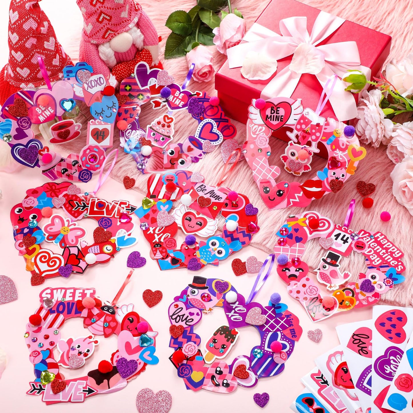 Hollowfly 48 Sets Valentine‘s Day Wreath Craft Kits DIY Wreath Hanging Ornaments Make Your Own Paper Craft with Stickers for Home Party Favors Activities