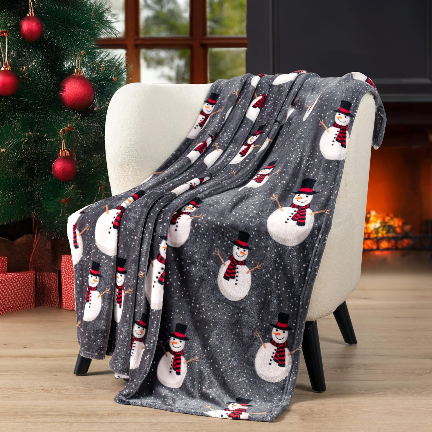 PAVILIA Christmas Snowman Throw Blanket | Grey Christmas Fleece Blanket | Soft, Plush, Warm Winter Cabin Throw, 50x60 (Grey Snowman)