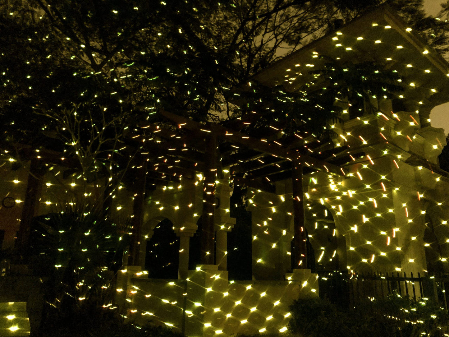 Ledmall Full Spectrum Motion Star Effects 7 Color with White Laser Christmas Lights Projector Outdoor