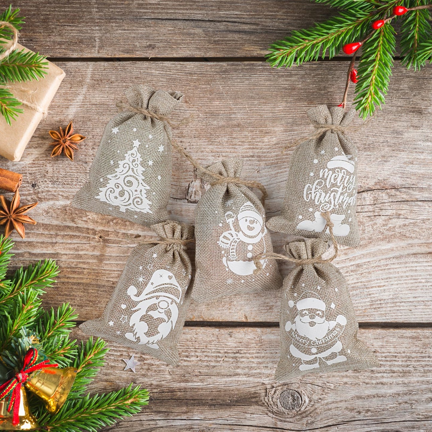 CCINEE 36pcs Christmas Burlap Bags, 4×6 Inch Drawstring Christmas Burlap Goody Gift Candy Bags with Double Jute Drawstrings Xmas Treat Bags for Candy Wrapper Xmas Party Favors