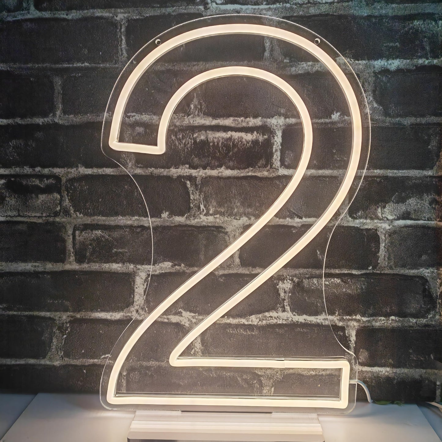 Lovewenying Neon Signs Number 2 Birthdays Decor Neon Lights Party USB Plus Battery Case Light up Your Baby's Birthday with Our Neon Number Two Sign (Number 2-Warm White)