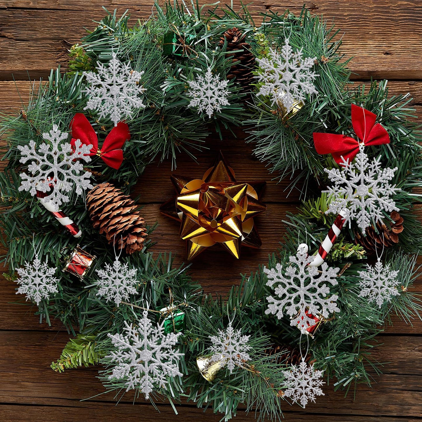 36pcs Christmas Silver Snowflake Ornaments Plastic Glitter Snow Flakes Ornaments for Winter Christmas Tree Decorations Size Varies Craft Snowflakes