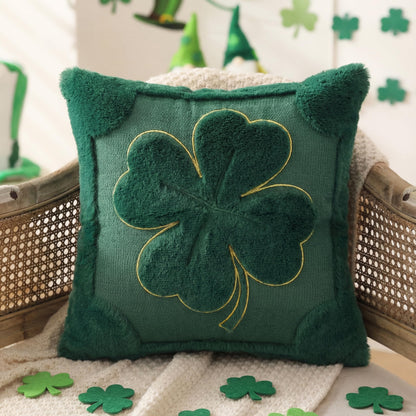 Emvency St Patricks Day Throw Pillow Covers 18x18 Set of 2, Green Shamrock Golden Decorative Pillow Cases Soft Plush Faux Fur Wool Couch Cushion Case for Couch Bed Sofa Living Room Home Decor