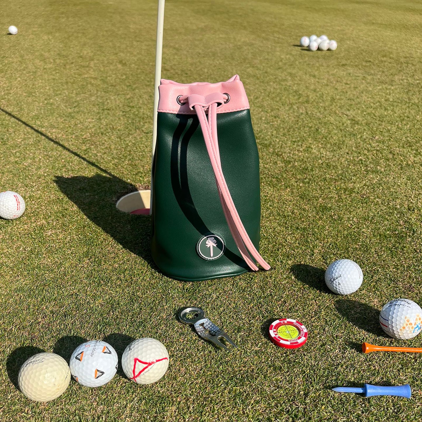 CROWNBLANKS PINKTEE Golf Valuables Pouch Leather Golf Tee/Ball Bag with Drawstrings Bucket Waist Design, Golf Accessories Organizer for Women Men(CASINO QUEEN)