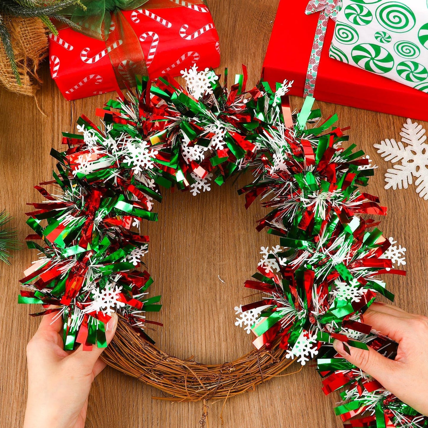 MARFOREVER Christmas Snowflake Tinsel Garland, Red Green Snowflake Metallic Twist Garlands for Winter Wonderland Christmas Tree Holiday Party Indoor Outdoor Home Wall Decoration, 3 Pcs 19.7 FT