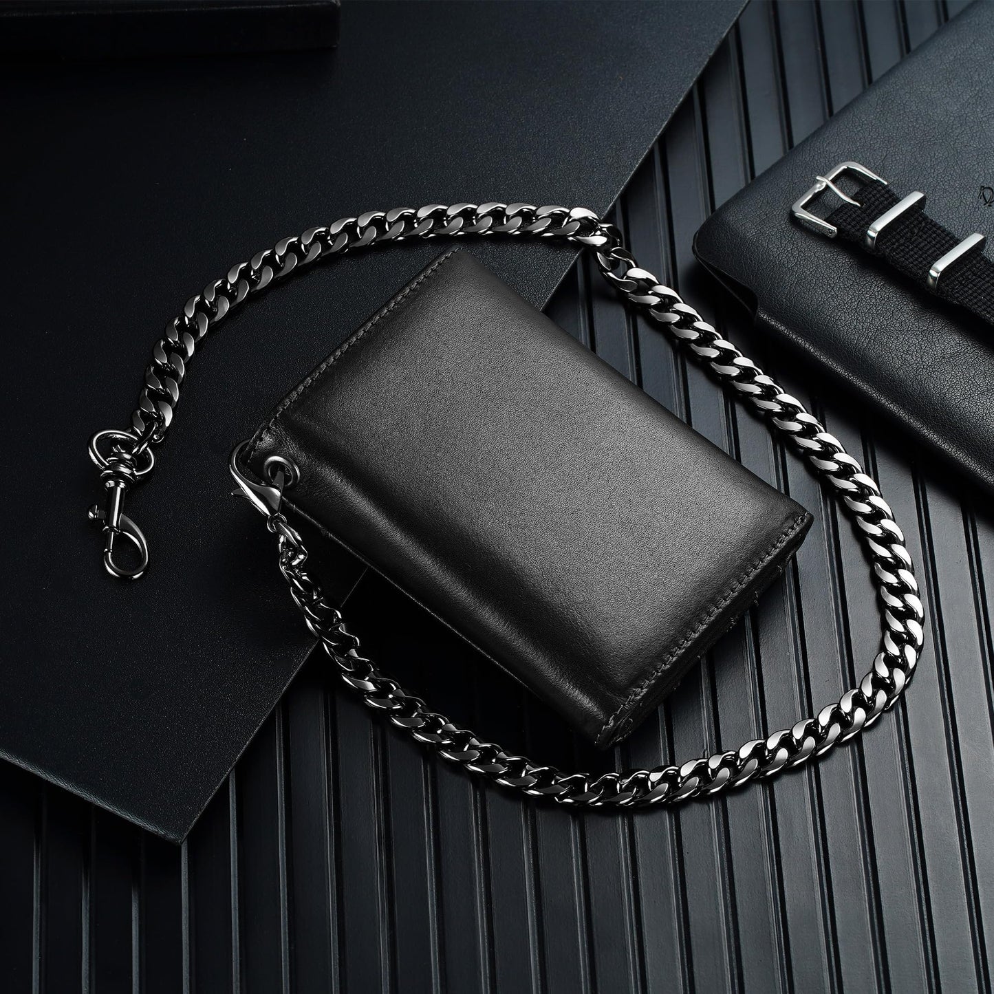 furid Genuine Leather Wallet with Chain: Trifold with RFID Blocking - Zipper Coin Pocket & Anti-Theft Chain - Biker Wallet for Motorcycle Outdoor - Gift for Father Husband