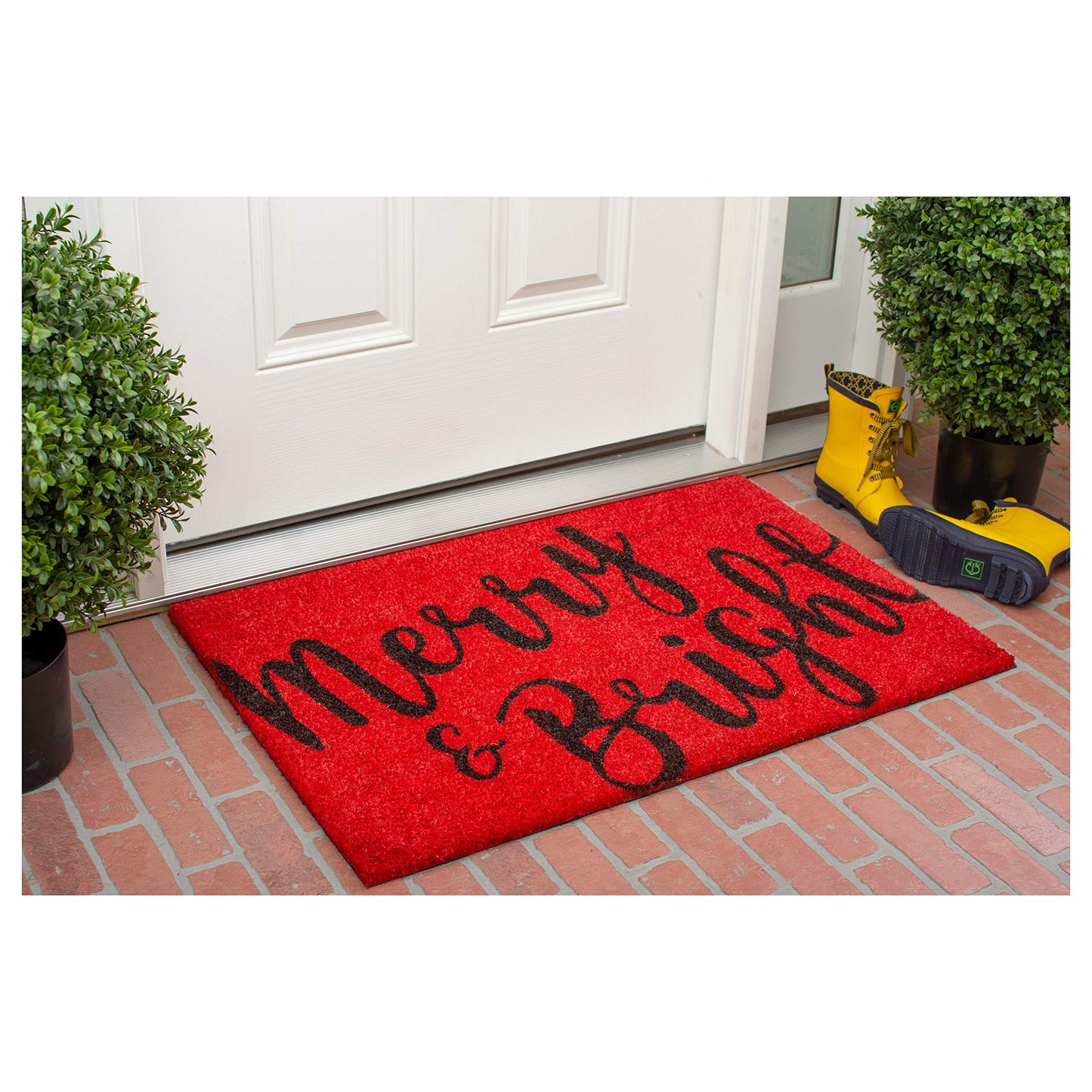 Calloway Mills 104973048 Merry & Bright Doormat, 30" x 48", Red/Black