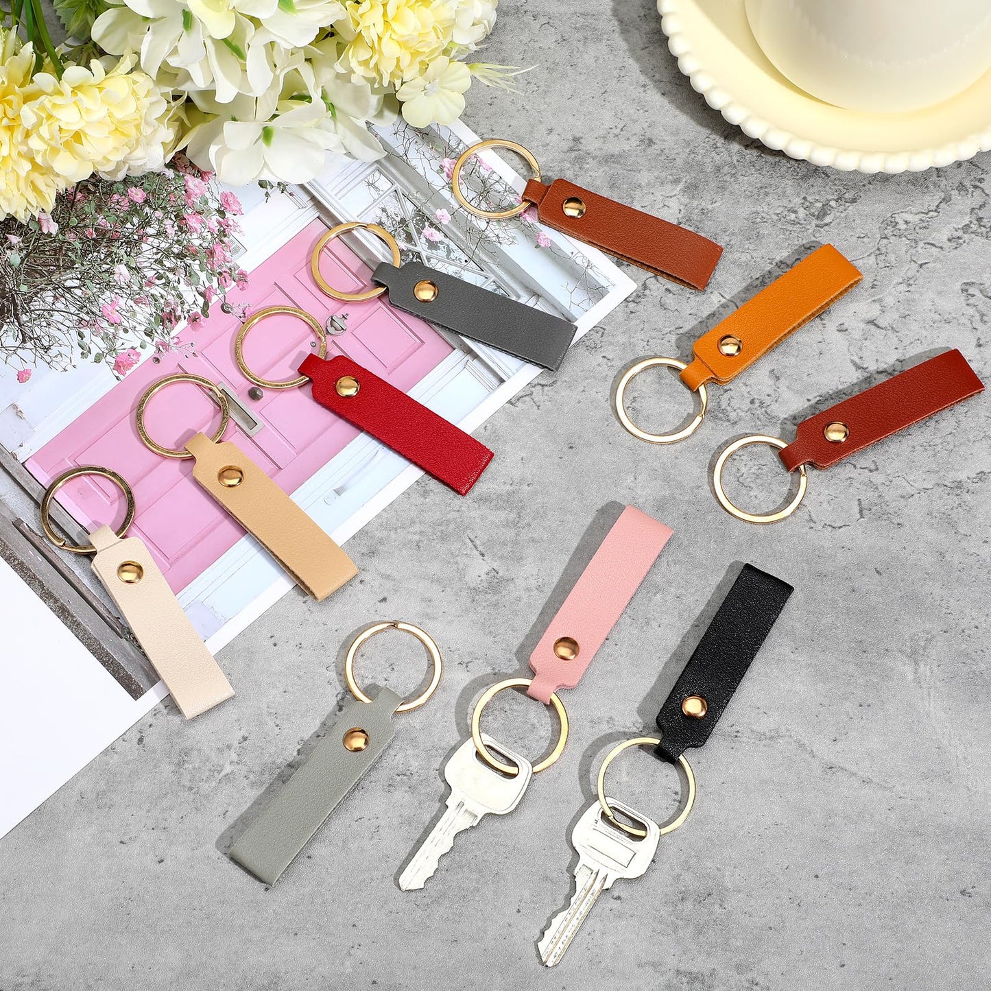 LIQWEI 100 Pcs PU Leather Keychain, Rectangular PU Leather Key Fob Kit, Laser Engraving Key Chain with Keychain Rings for DIY Keychains Craft Birthday Gift Men Women