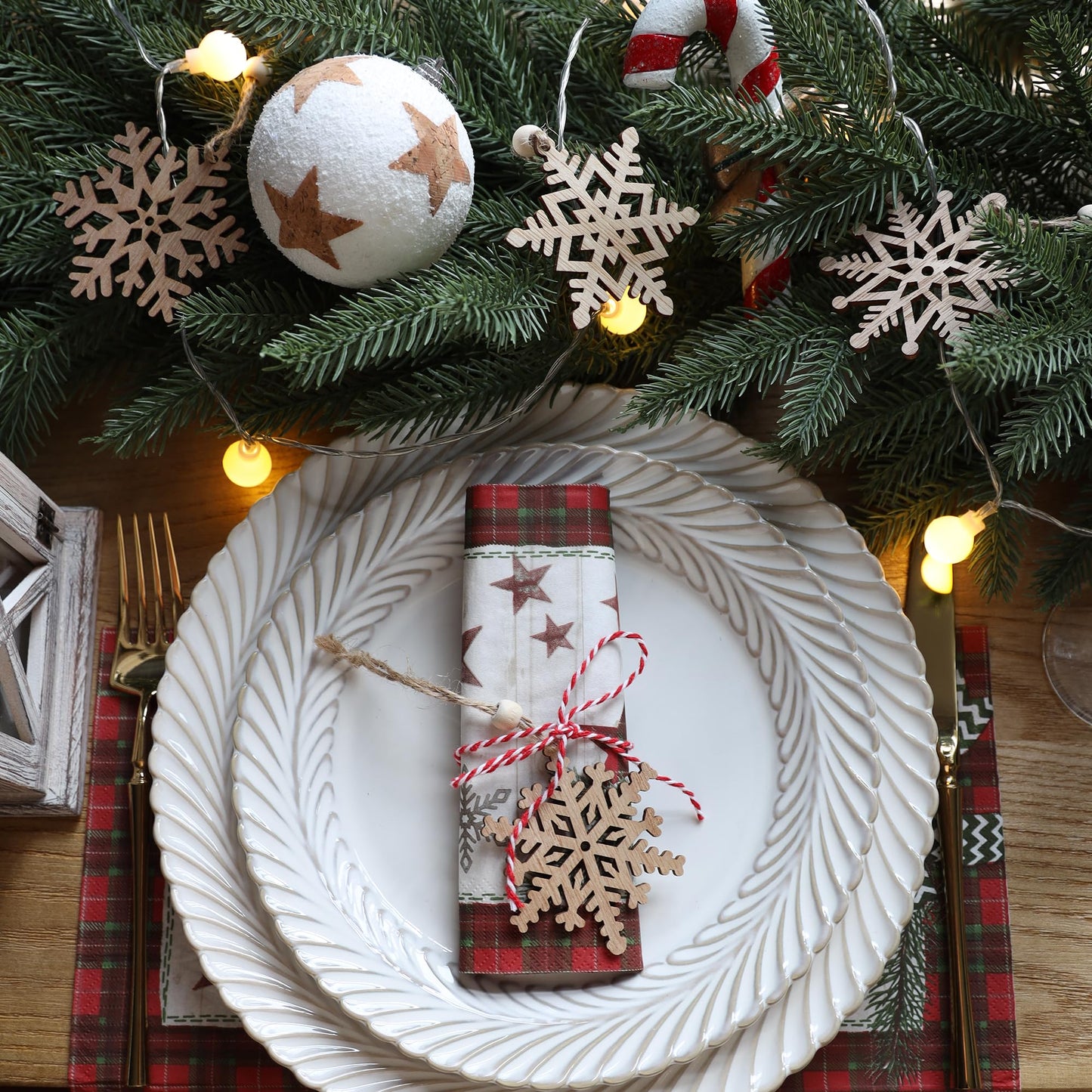 24 Pieces Wooden Snowflakes Ornaments 3inch Snowflake Christmas Ornament for Winter Christmas Tree Decoration Holiady Gift Crafts