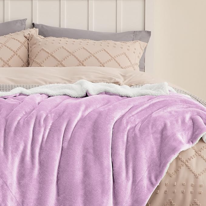 Bedsure GentleSoft Sherpa Fleece Blankets King Size for Bed - Thick and Warm Throw for Girls, Soft Fuzzy Plush King Blanket for Winter, Lilac, 108x90 Inches
