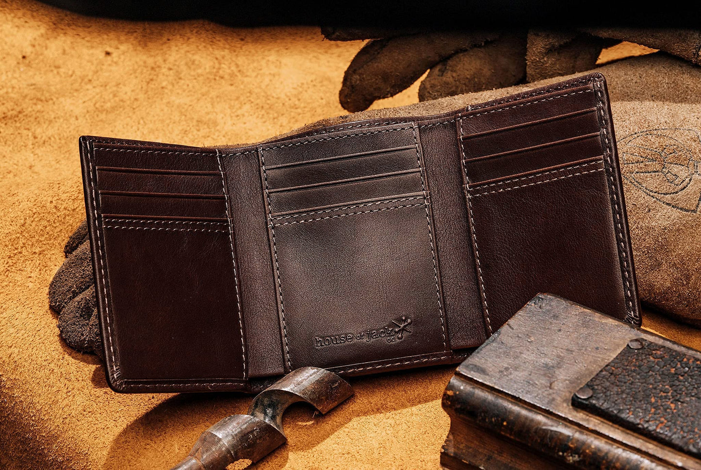 House of Jack Co. Dutton Men’s Leather Trifold Wallet, RFID Blocking Wallet with Flip-Out ID Window, Full Grain Cowhide Wallet, Extra Card Storage, Brown