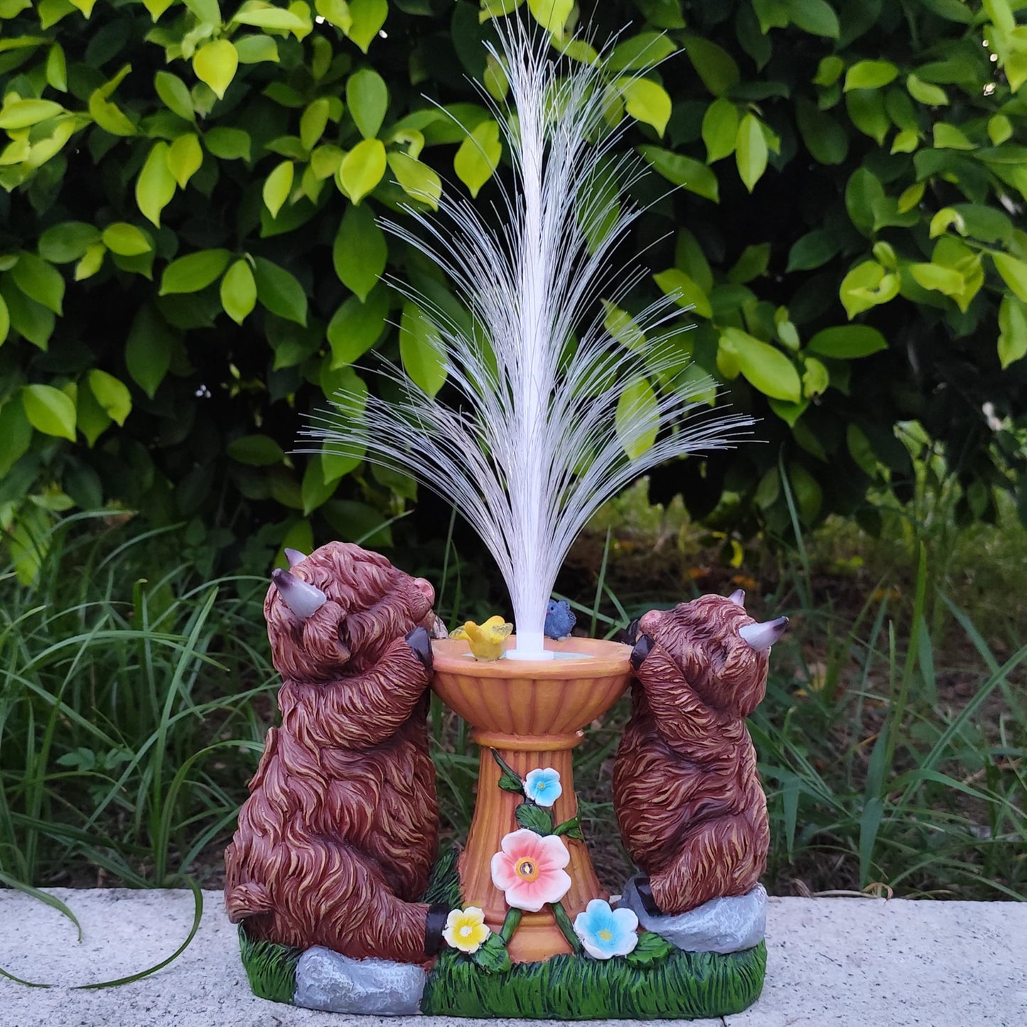 RCTTICUU Solar Highland Cow Garden Decor -Resin Highland Cows Figurines Lights and Colour Changing Optical Fiber with Solar LED Lights,Outdoor Statues Decoration for Patio Yard Lawn