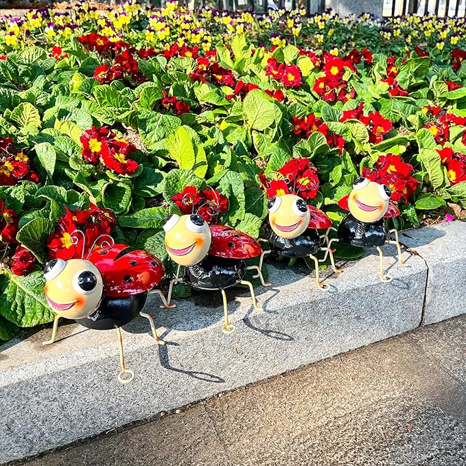 Metal Yard Art Garden Decor for Outside Cute Red Ladybugs Lawn Patio Ornaments Backyard Decorations Garden Gifts for Mom - Set of 4