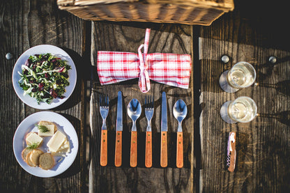 PICNIC TIME Piccadilly Picnic Basket, Romantic Picnic Basket for 2 - Includes Utensil Set, Glasses, Plates, and Wine Opener, (Red & White Plaid Pattern)