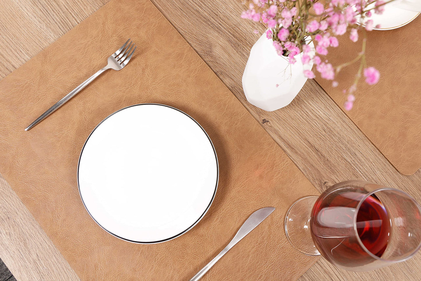 Faux Leather Placemats, PU Table Mats, Waterproof, Stain Resistant, Heat Resistant, Non-Slip Easy to Clean for Kitchen Dining Table,Conference Table