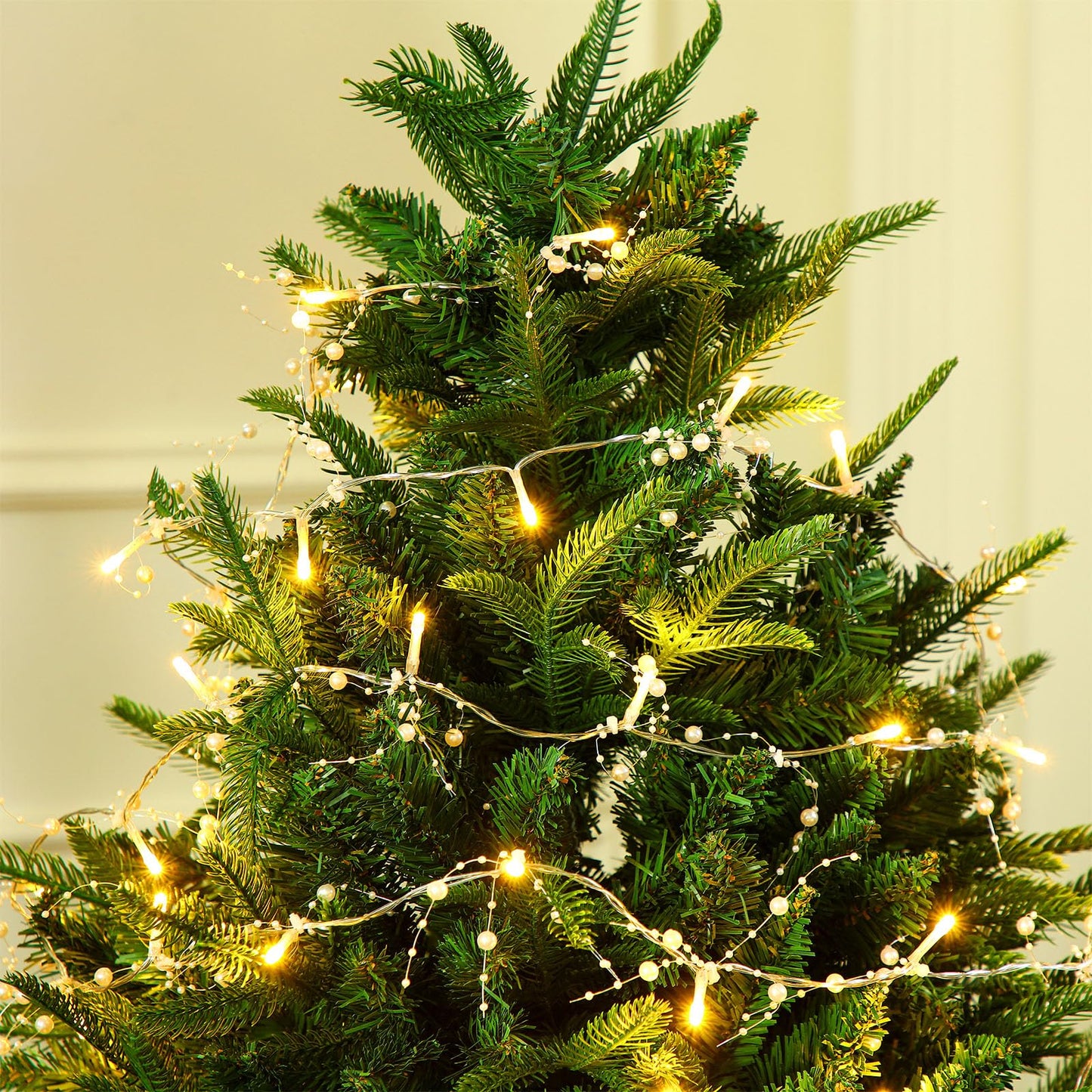 Riakrum 16.5 ft Christmas Berry Beaded Garland String Light Christmas Mantle Decor Pre-lit Warm LED Lights Lighted Battery Operated Winter Garland for Xmas Tree Staircase Home Indoor Decor(White)