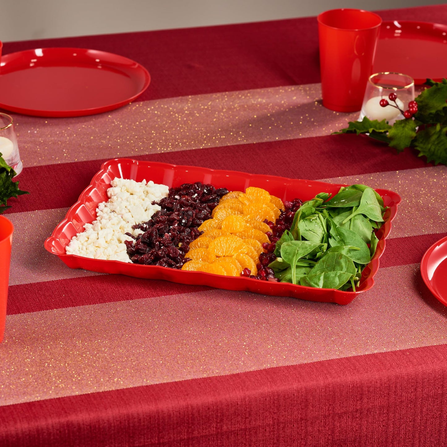 Plasticpro Plastic Serving Trays - Serving Platters Rectangle 9X13 Disposable Party Dish Includes 2 Green & 2 Red Christmas Trays