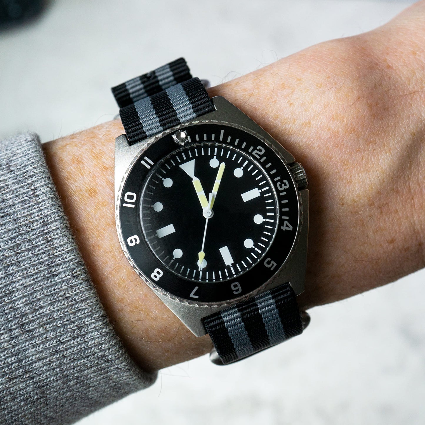Benchmark 18mm Black & Grey Striped Nylon Watch Band - One Piece Waterproof Ballistic Nylon - Slip Through Military Style Zulu Watch Strap for Men & Women