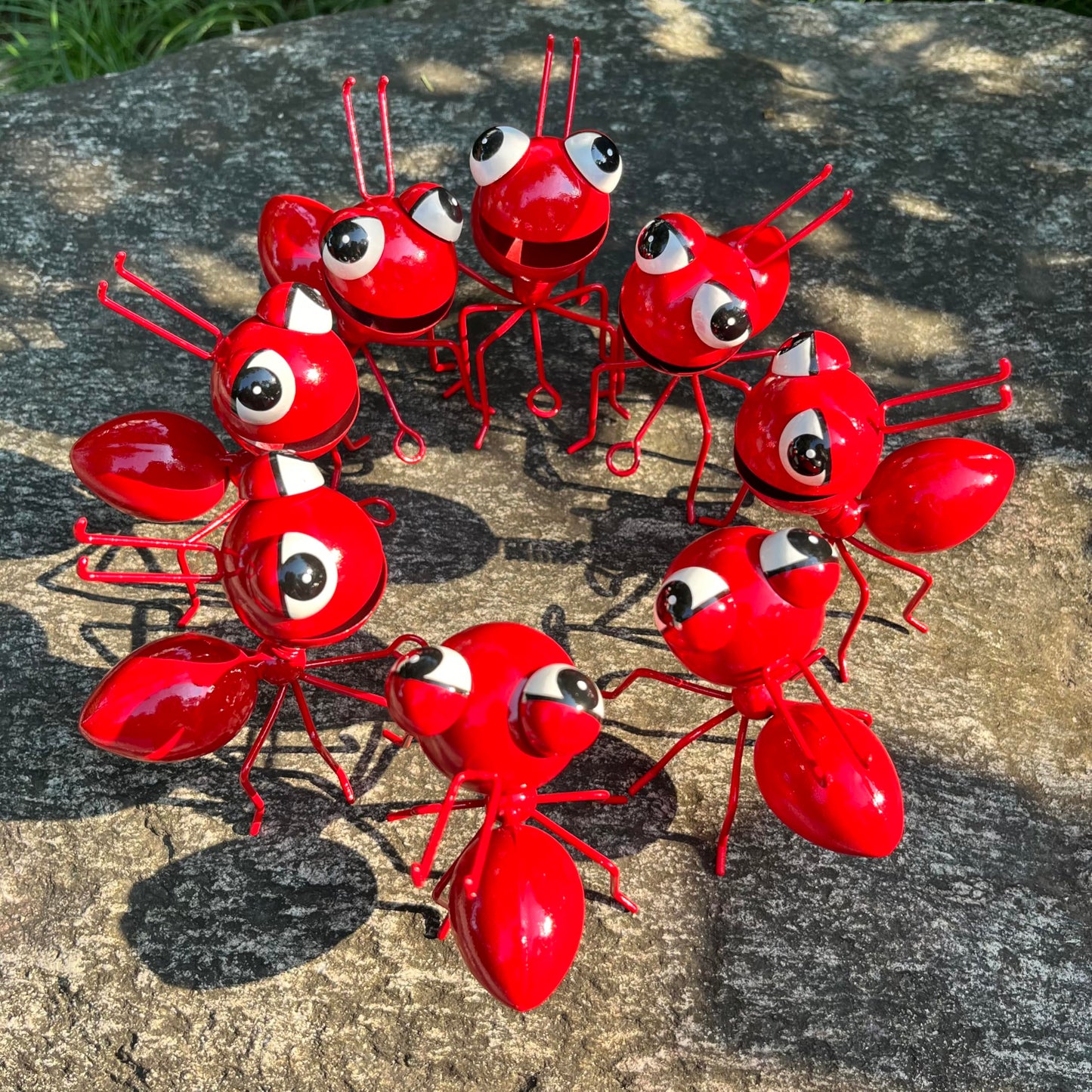 Cruis Cuka Metal Yard Art Garden Decor for Outside Cute Ants Yard Decorations Outdoor Lawn Ornaments Backyard Gifts for Mom - Set of 8（All Red）