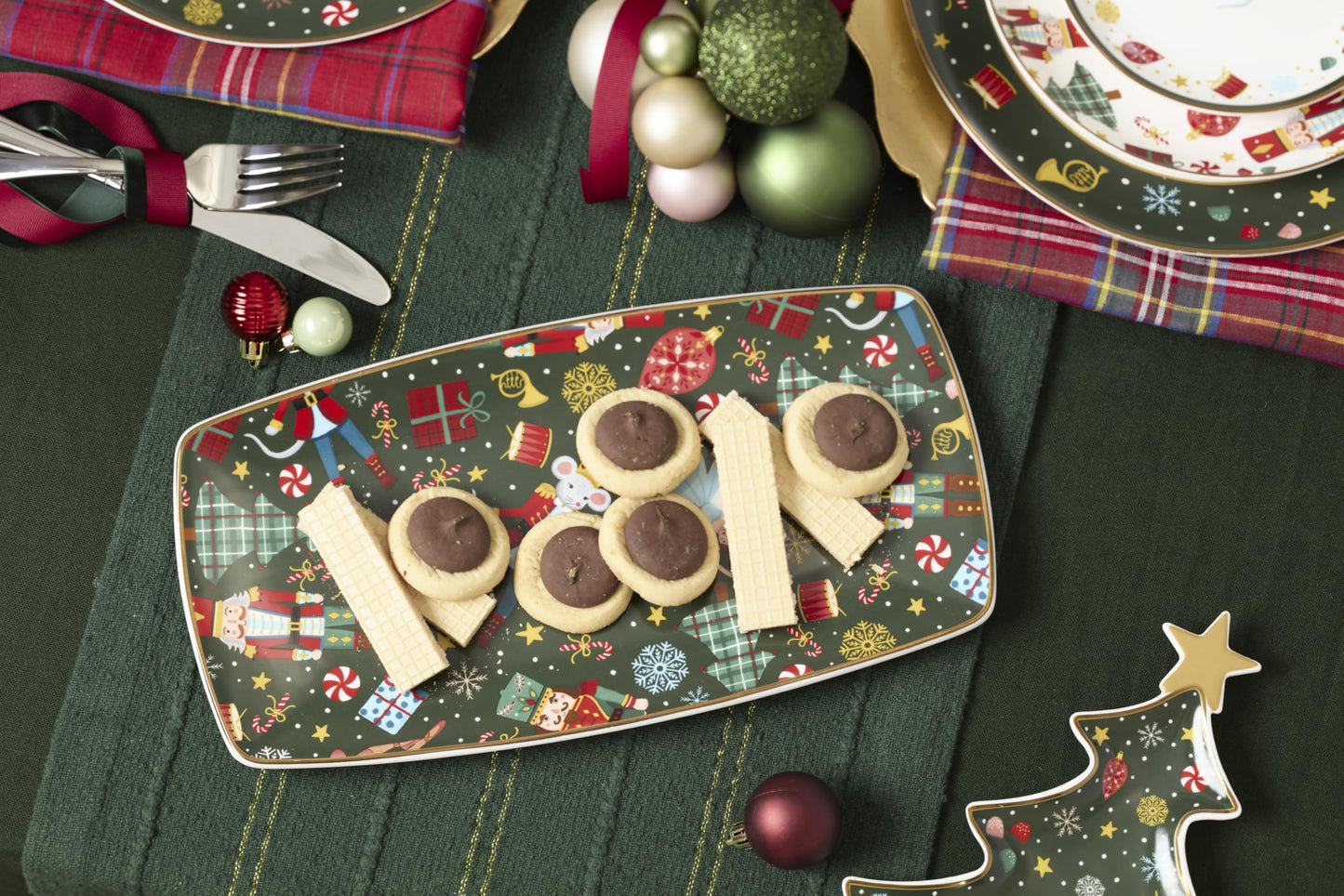 Lenox Serveware, Nutcracker Ballet Hors Doeuvres Tray, Food Tray, 13 x 6.75-Inch, Microwave Safe & Dishwasher Safe Porcelain, Christmas Serving Platter Tray, Christmas Table Centerpieces (1 Piece)