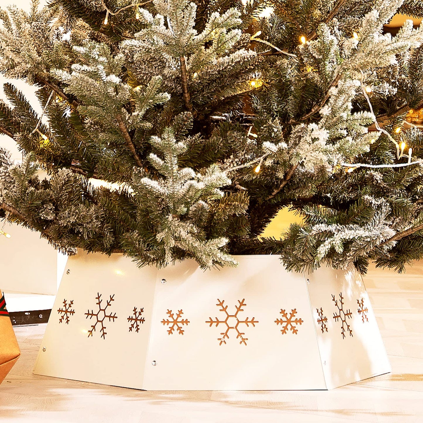 HarcoHome Metal Christmas Tree Collar with 3D Snowflake Authentic, Hexagon Heavy-Duty Iron Tree Base Cover for Pencil Tree, Tree Ring, Tree Skirt for Xmas Decor (Cream with Gold Flakes)
