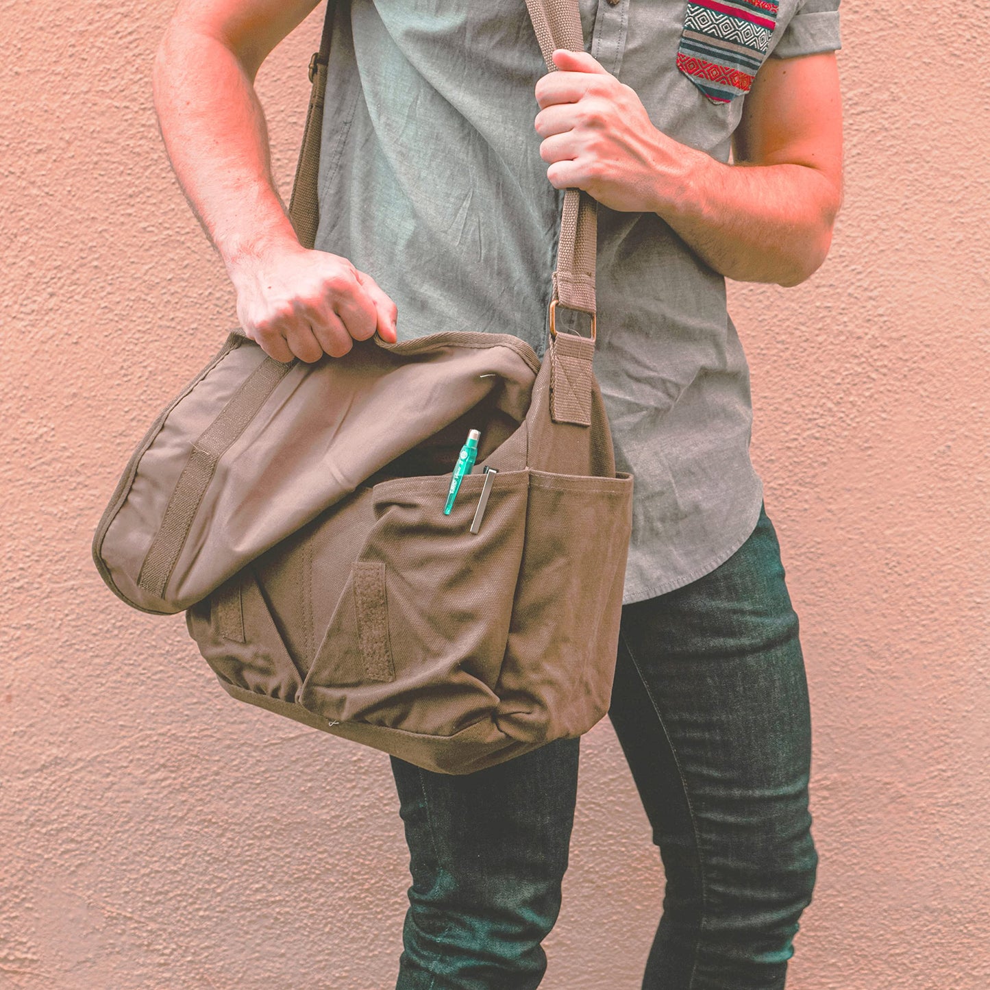 Sweetbriar Classic Vintage Messenger Bag - Original Heavyweight Cotton Canvas Shoulder Bag with Upgraded Features