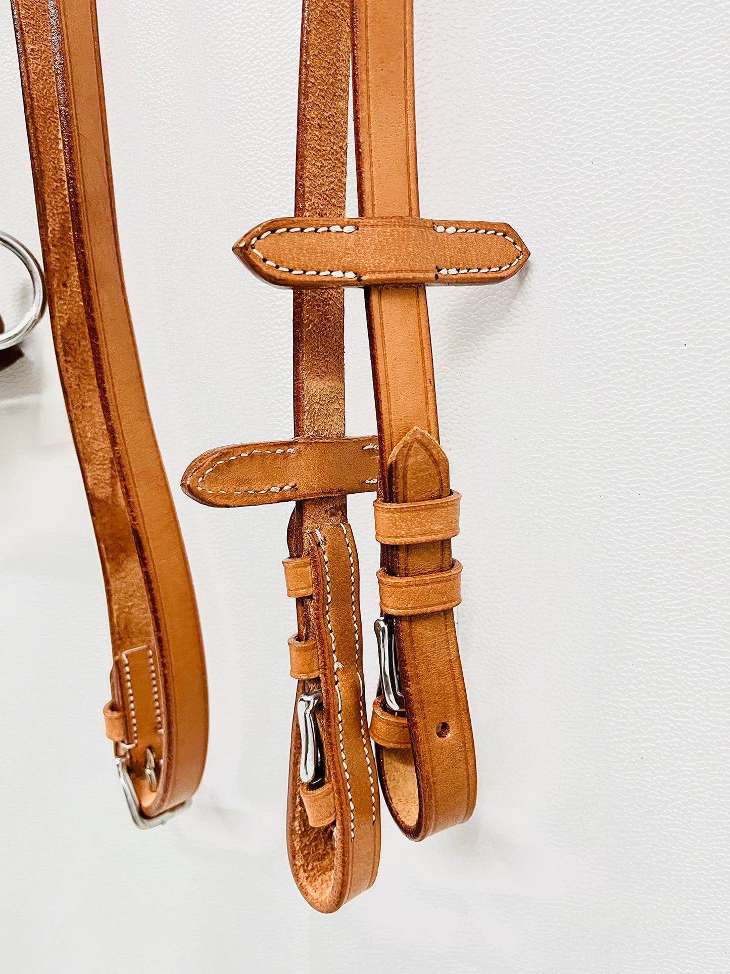 AMAZING HORSE STUFF Sidepull Bitless Bridle with Designer Hand Carving On Browband & Noseband Curved Shaped Natural (Full)
