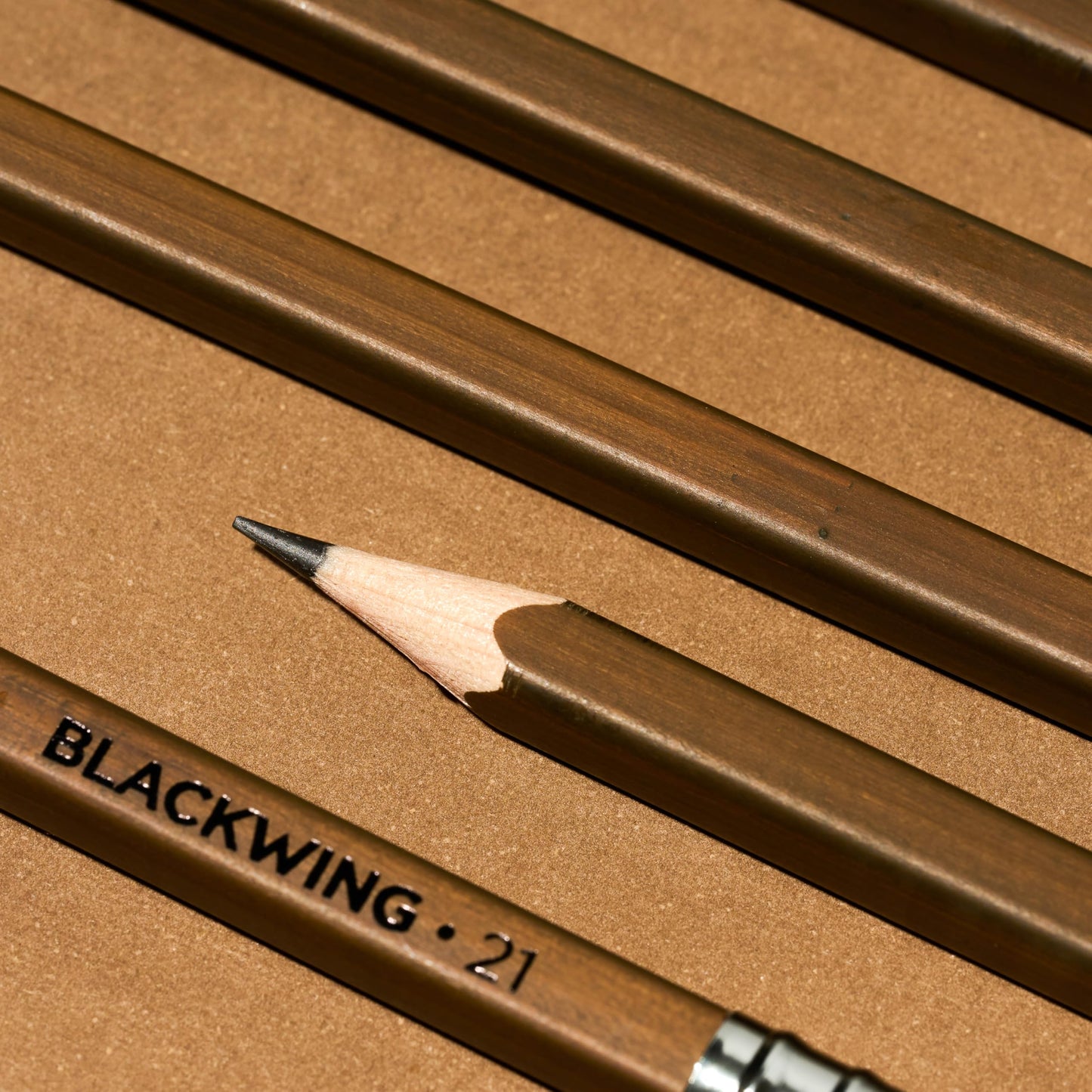 Blackwing Volume 21 - Set of 12 Pencils, Limited Edition, Woodworking Inspired, Square Barrel