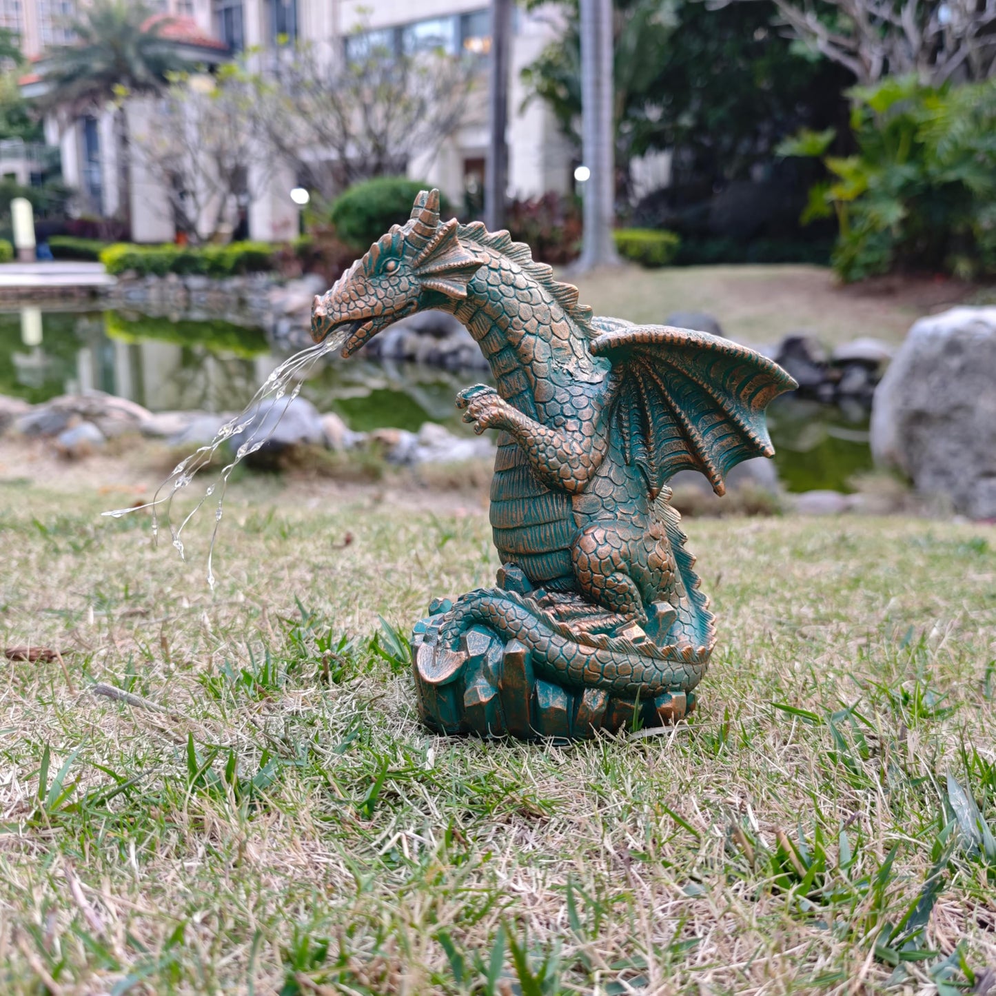 JOYBEE Dragon Solar Garden Statues Outdoor Decoration with LED Light Strings,Dragon Figurine Solar Lights Lawn Décor,Outside Statue Ornament for Patio, Balcony, Yard,Unique Gifts for Mom Grandma