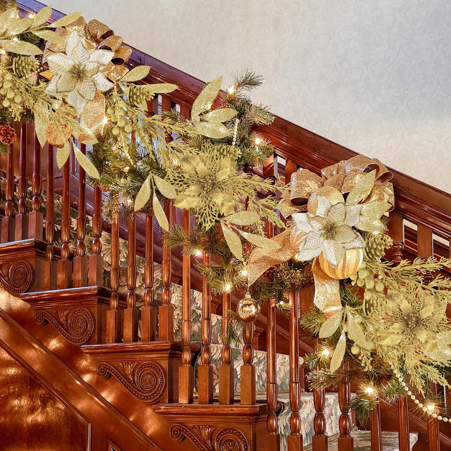 Winlyn 35 Pcs Christmas Artificial Poinsettia Flowers Picks and Artificial Leaves Sprays Gold Glitter Christmas Floral Picks for Gold Christmas Tree Holiday Centerpiece Wreath Garland Decorations