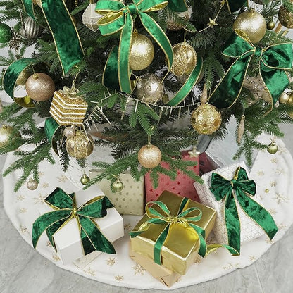MEEDEE Crushed Green Velvet Ribbon with Gold Back 2.5 inch Double Sided Christmas Wired Ribbon 10 Yards for Christmas Tree Decoration, Baskets, Wreaths, Holiday Projects, Wedding Decor and Accents