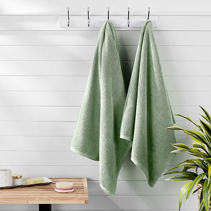 Amazon Basics 2-Pack Quick-Dry Lightweight Moisture Absorbing Bath Towel