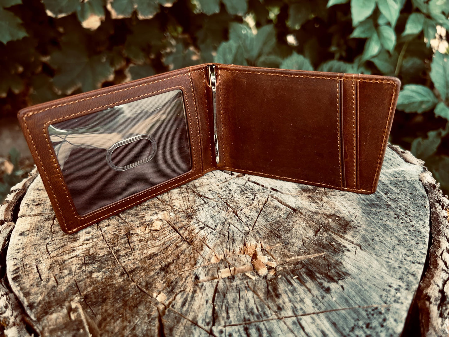 Genuine Leather AirTag & Moto Tag Wallet – Minimalist RFID Blocking, Slim Bifold Credit Card Holder with Money Clip, Gift Box (Brown)