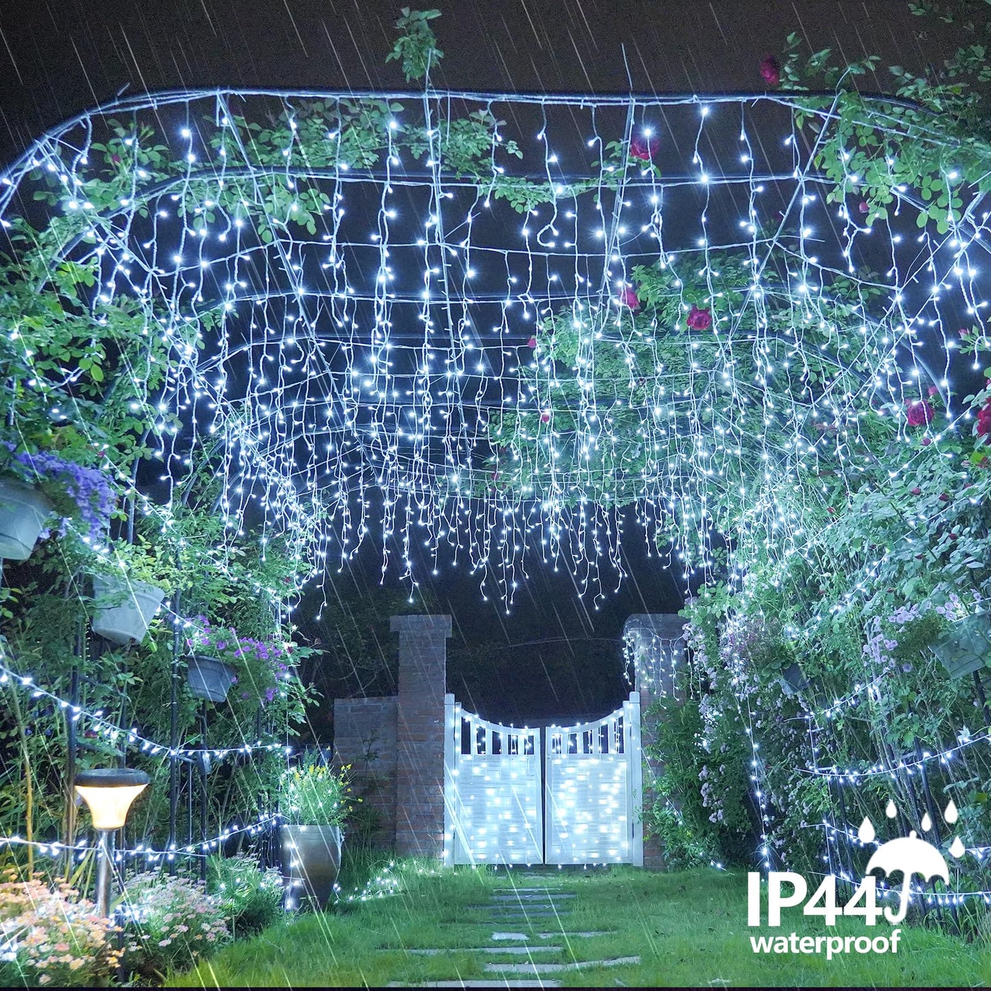 QITONG Icicle Lights for Outside, 33ft 400 LED String Lights Plug in with 8 Modes, Connectable White Icicle Christmas Light Clear Wire Indoor