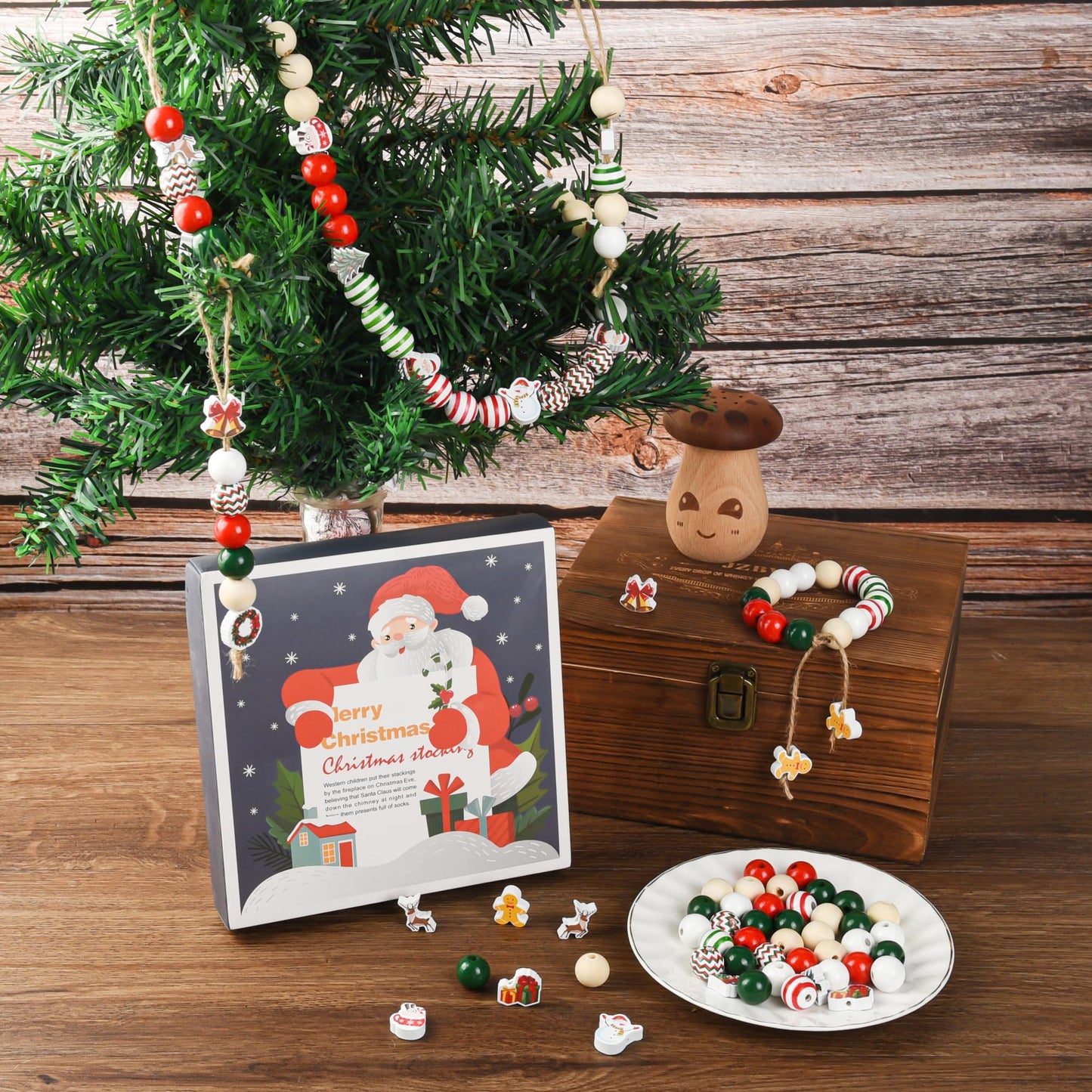 240 Pieces Christmas Wooden Beads Red Green Wood Beads Snowman Gingerbread Santa Deer Craft Bead with Hole for Winter Holiday Garland Making Xmas Home Tree Hanging Decoration