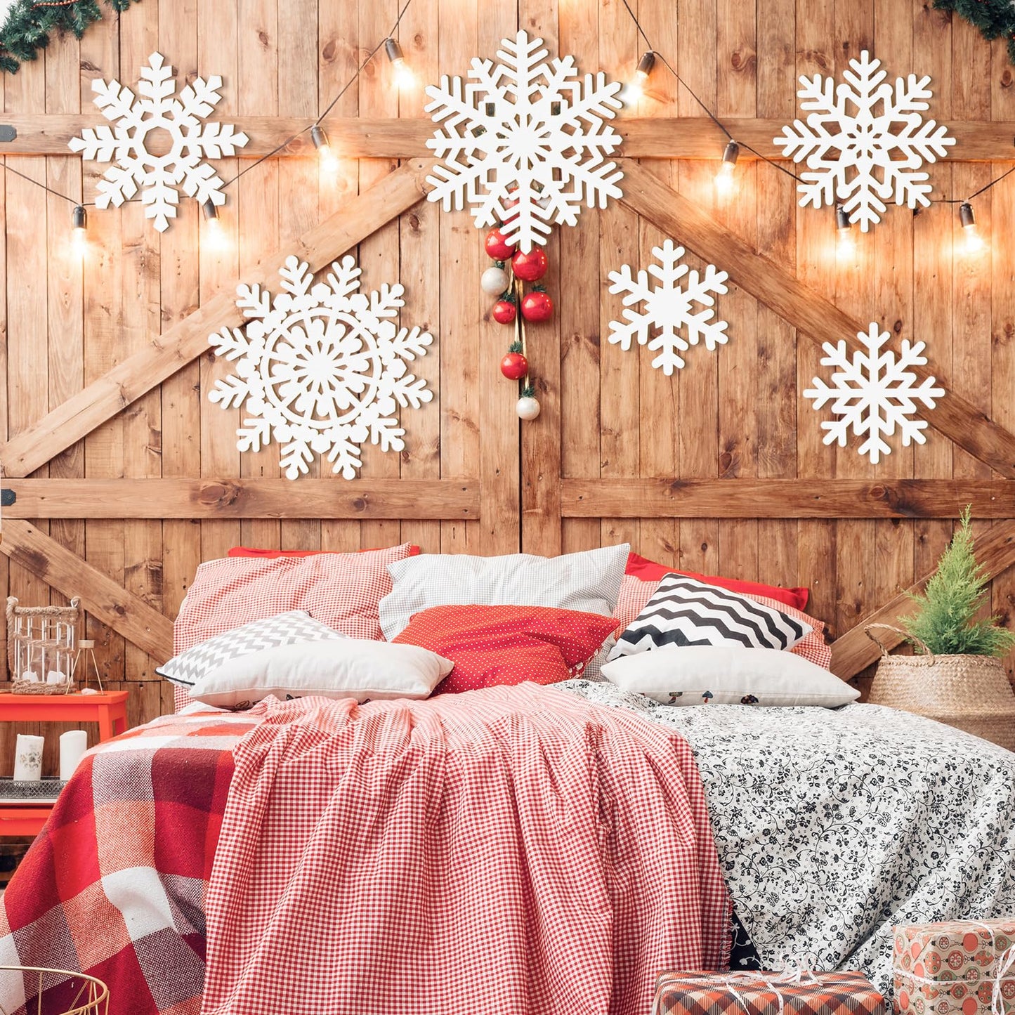 Wooden Large Snowflake Ornaments Sign Christmas Decorations 6 Pack, Wood Hollow White Snowflakes Crafts Winter Hanging Plaques Decorations 6 Size of Cutouts New Year Wall Bedroom Living Room Decor