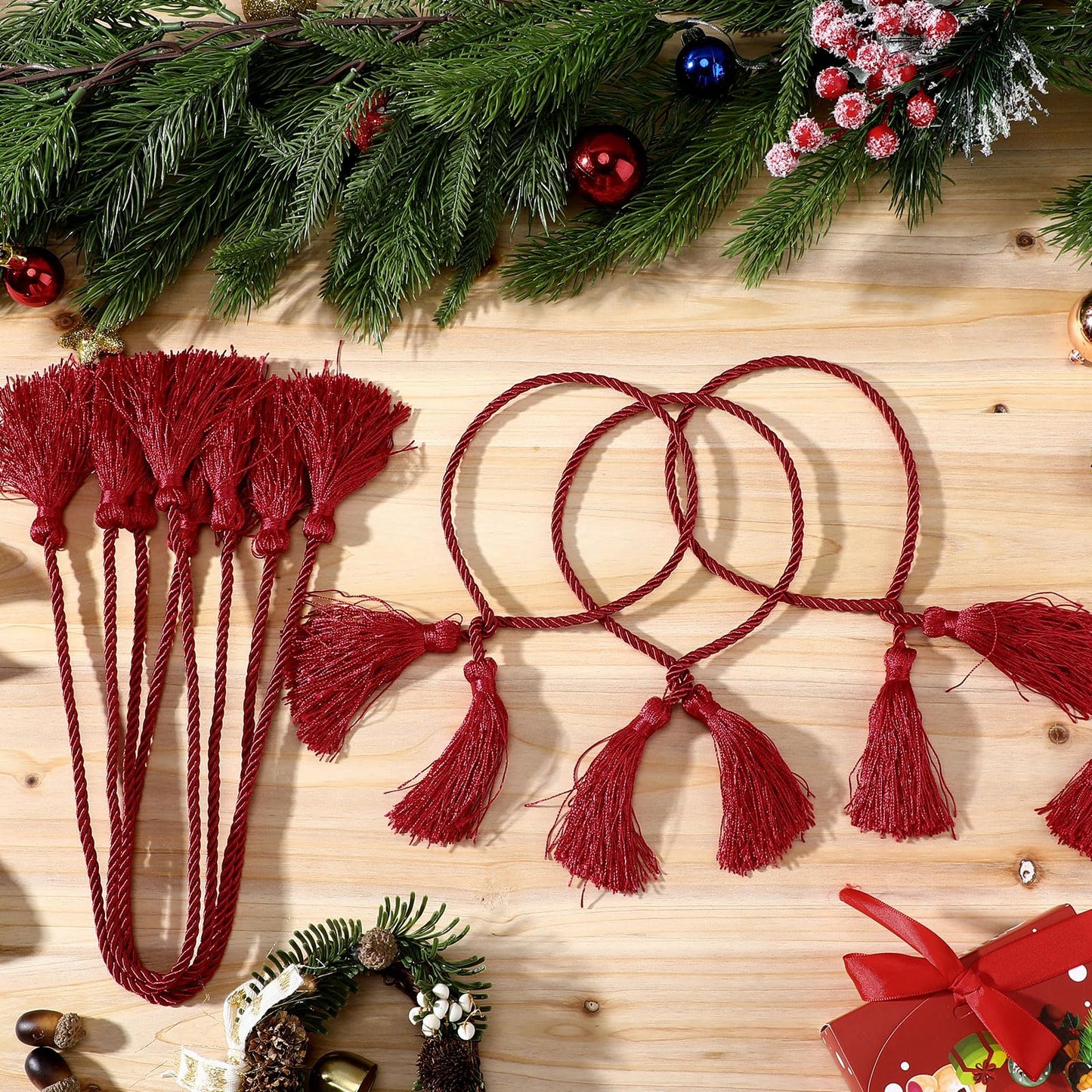 Zhengmy 15 Pcs 24 Inch Christmas Garland Ties with Tassels Decorative Twist Tie for Banister Reusable Flexible Twist Tie for Garland Fireplace Staircase Banister Home Xmas Holiday Decorations (Red)